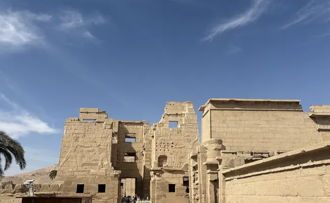 Valley of the Queens, Medinet Habu & Ramesseum Tour