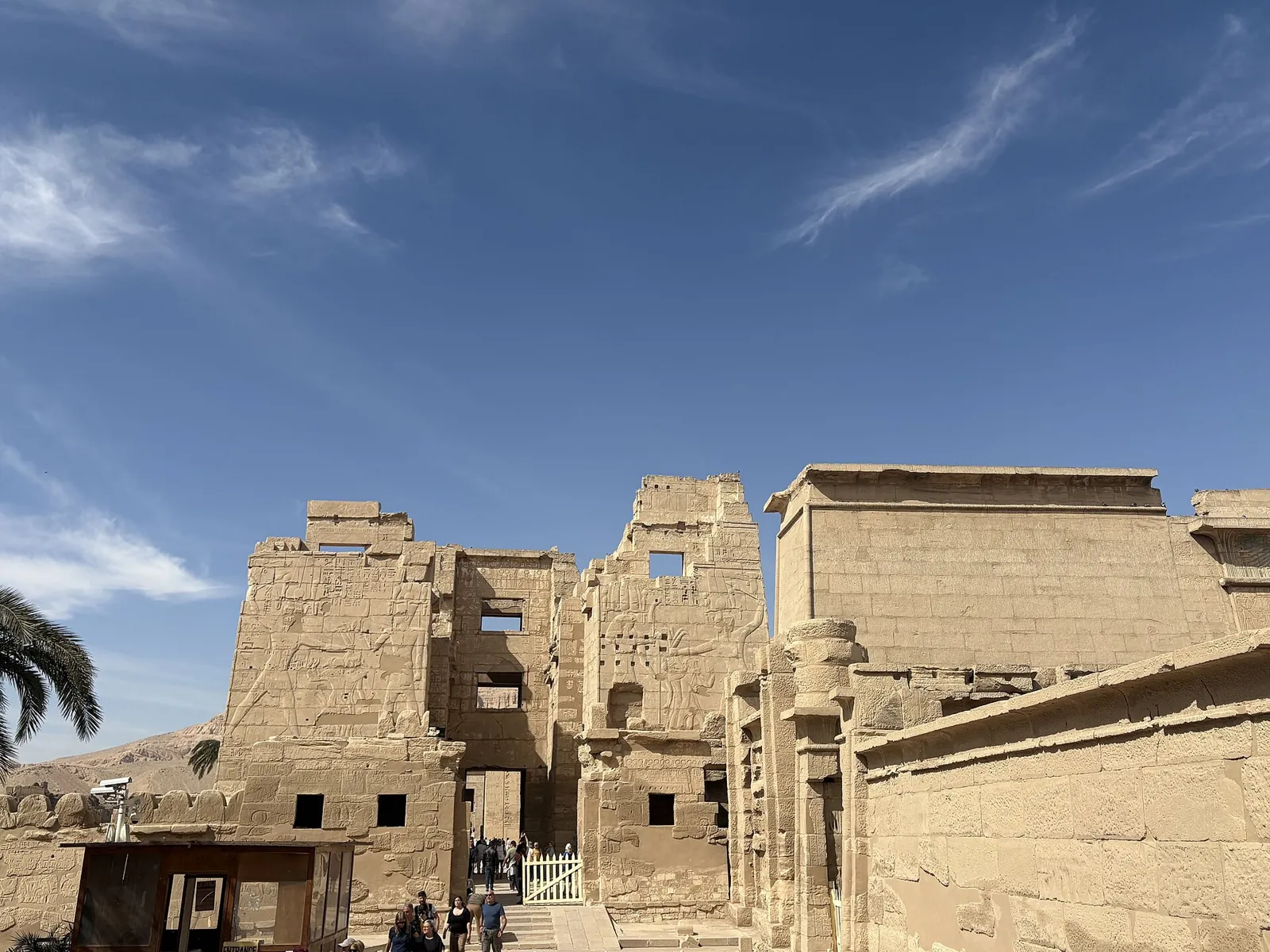 Valley of the Queens, Medinet Habu & Ramesseum Tour