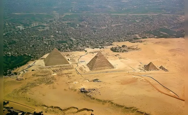 Paramotor Flight over the Giza Pyramids
