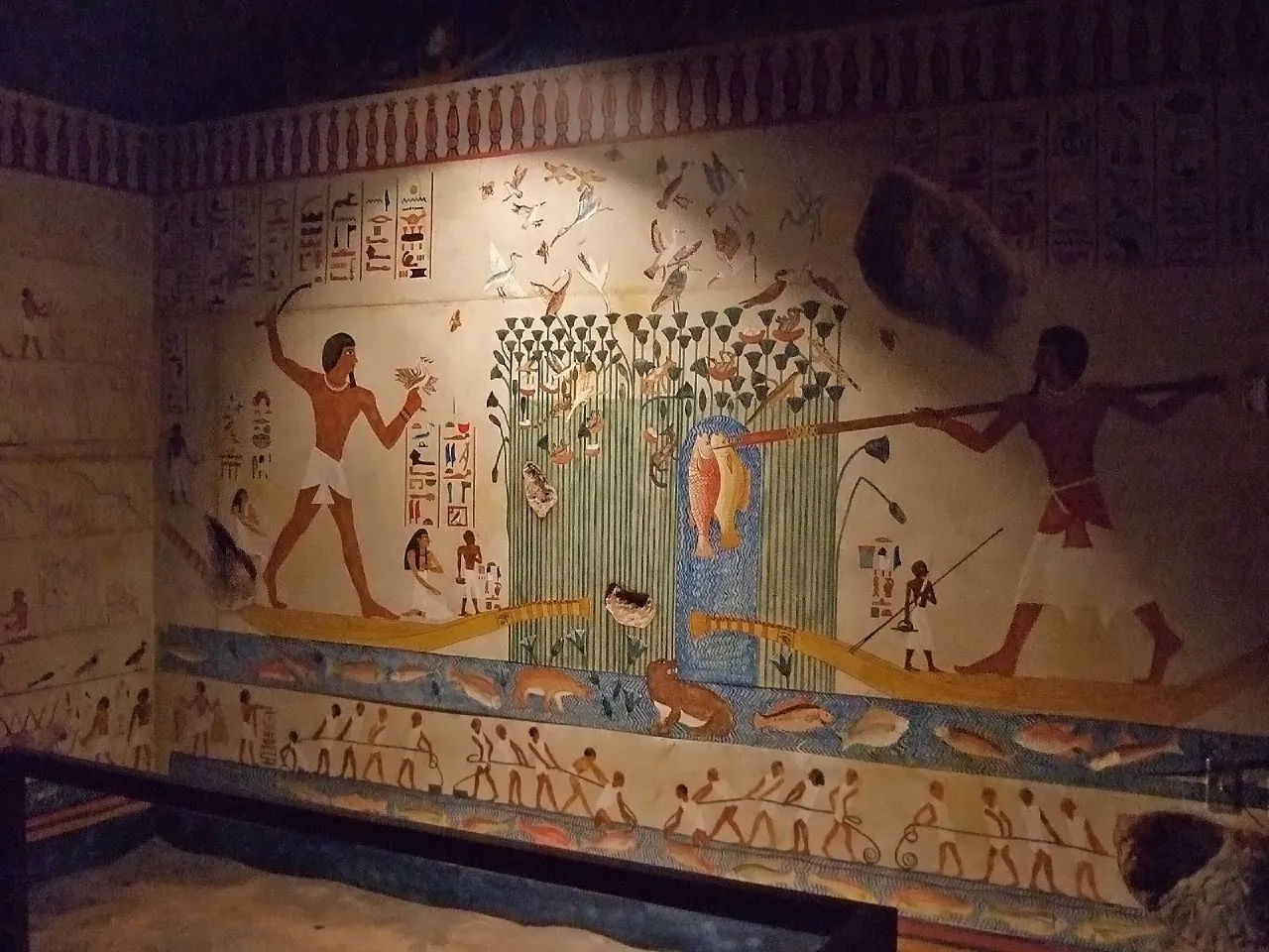 Tell el-Amarna and Beni Hassan Day Trip from Cairo