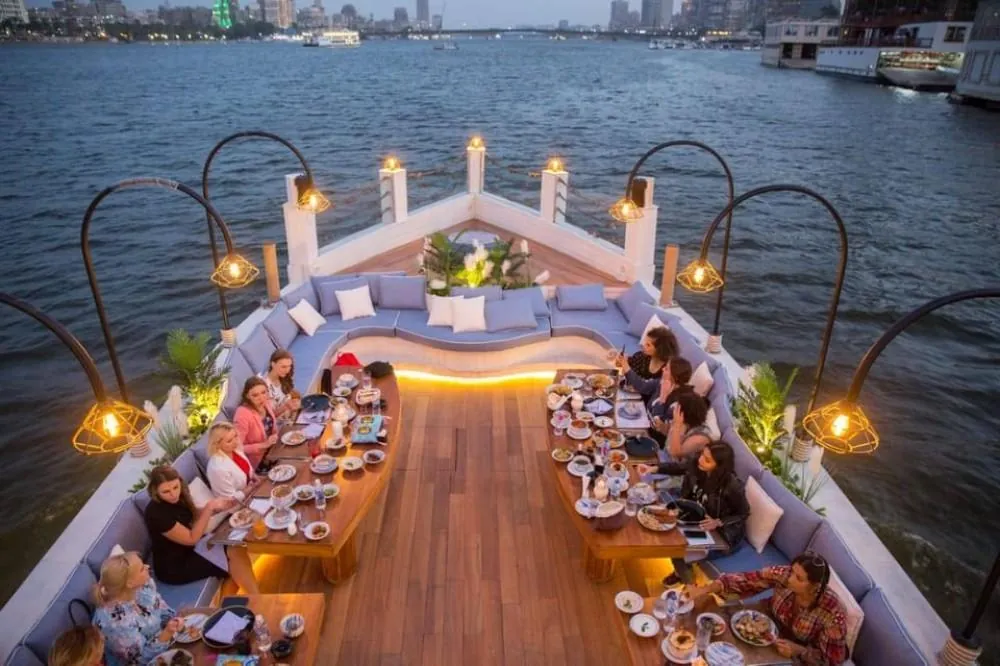 Luxury Cairo Dinner Nile Cruise With Entertainment Show – photo 3