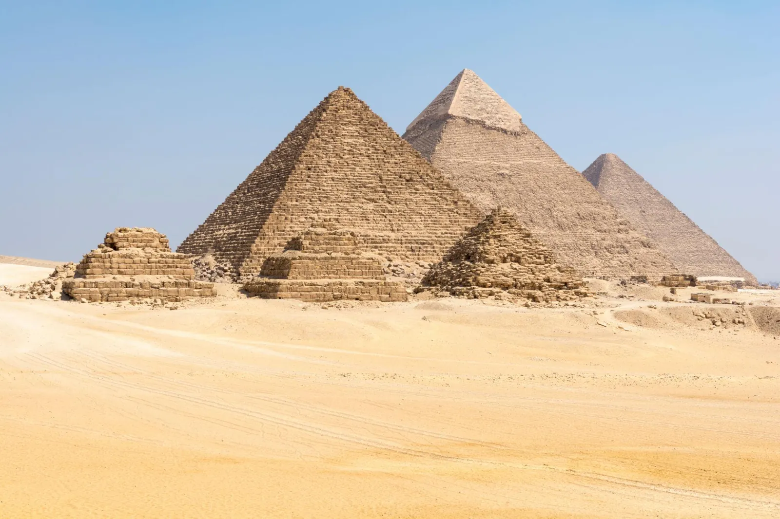 Giza Pyramids & Saqqara Tour – photo 3